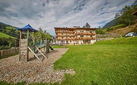 Johanneshof - Dein Mountain Wohlfuehlhotel