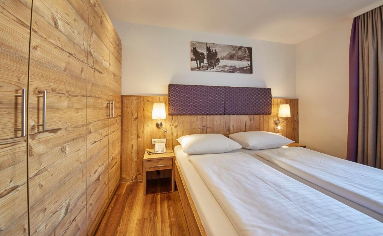 Johanneshof - Dein Mountain Wohlfuehlhotel Saalbach-Hinterglemm Eksteriør billede