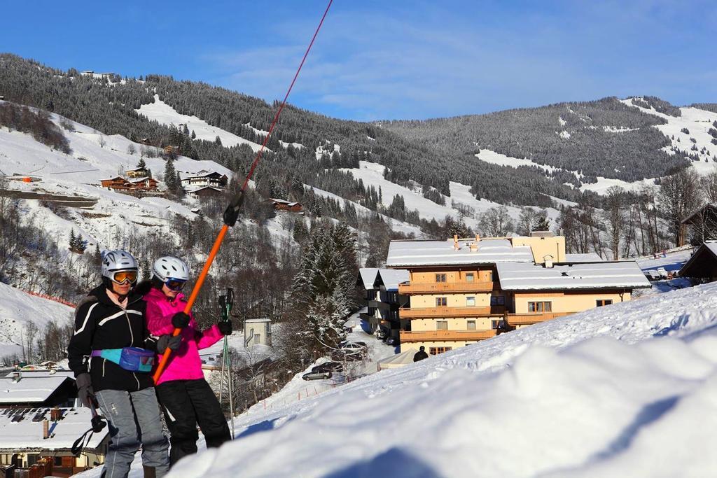 Johanneshof - Dein Mountain Wohlfuehlhotel Saalbach-Hinterglemm Eksteriør billede