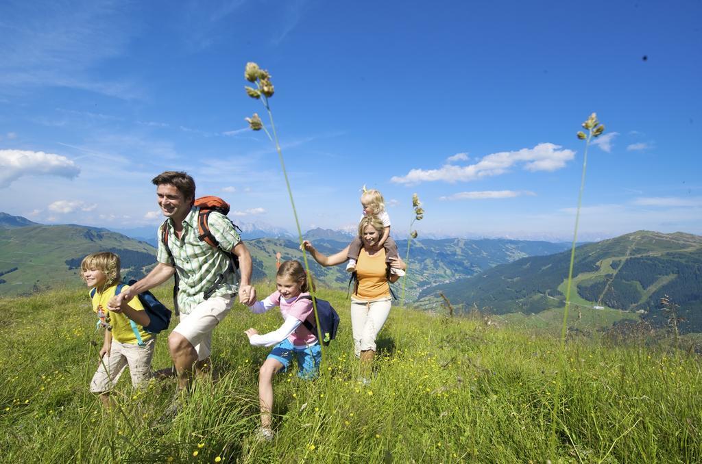 Johanneshof - Dein Mountain Wohlfuehlhotel Saalbach-Hinterglemm Eksteriør billede
