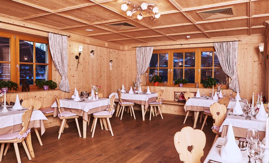 Johanneshof - Dein Mountain Wohlfuehlhotel Saalbach-Hinterglemm Eksteriør billede