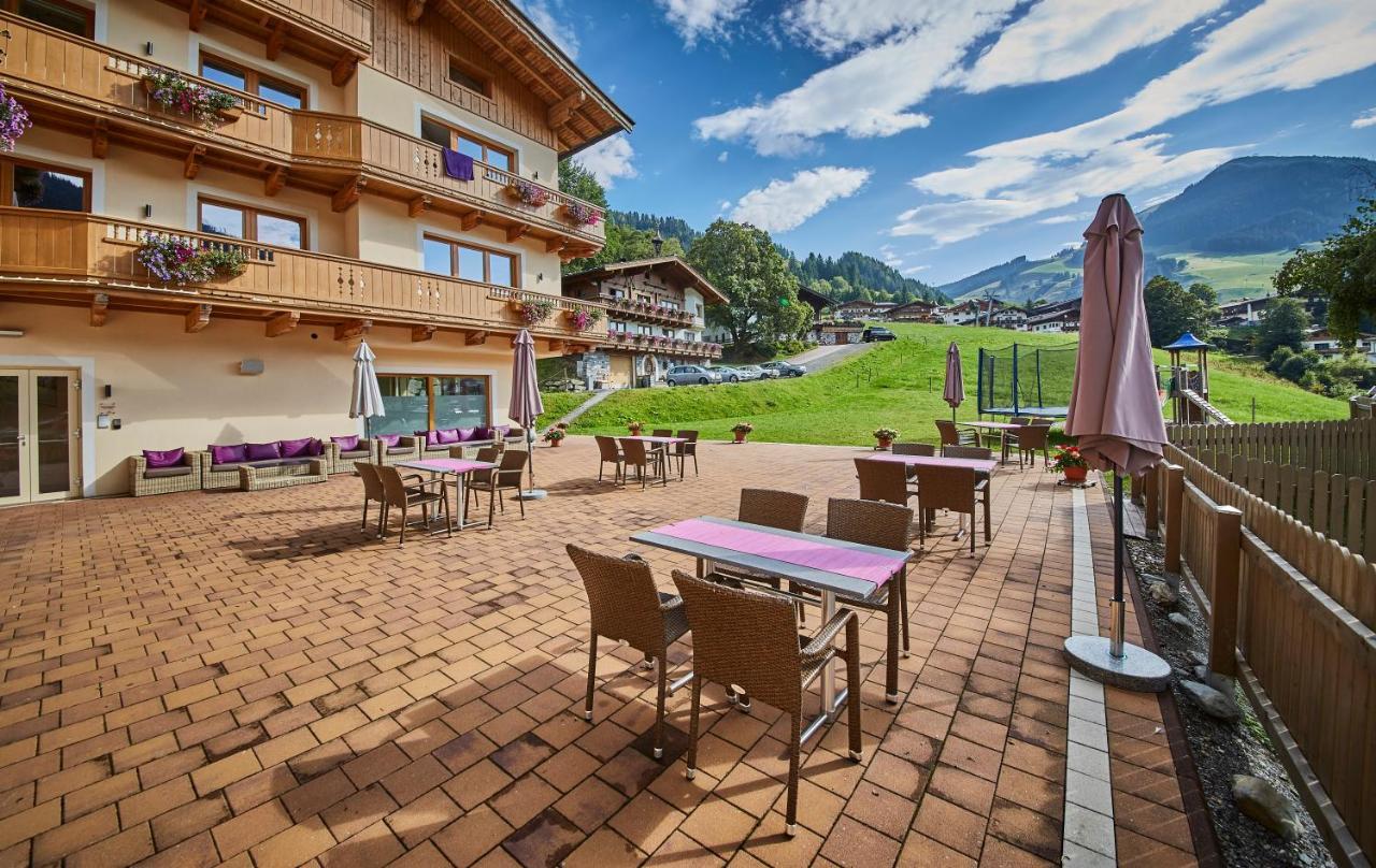 Johanneshof - Dein Mountain Wohlfuehlhotel Saalbach-Hinterglemm Eksteriør billede